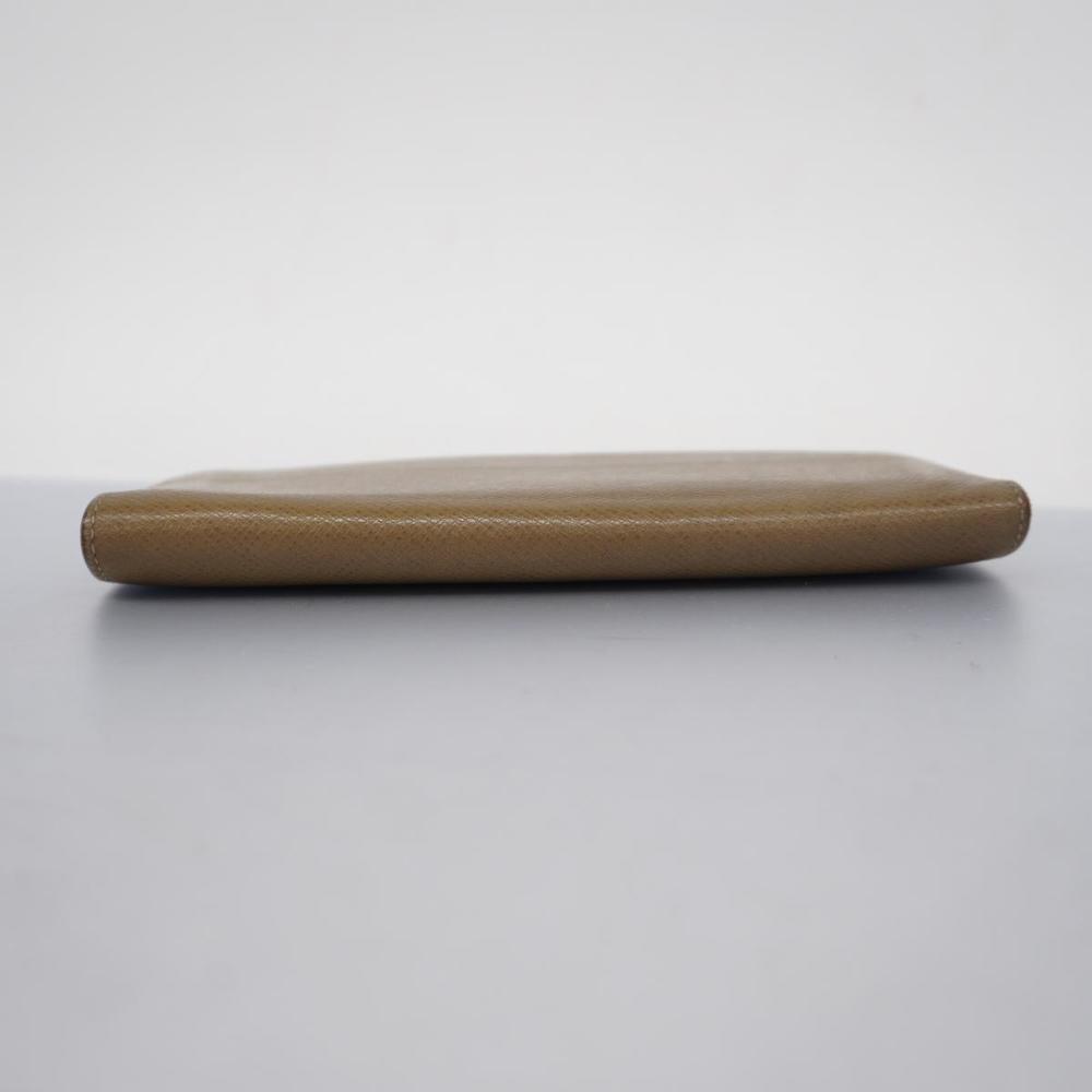 Louis Vuitton Long Wallet Taiga Brazza Ural View 2